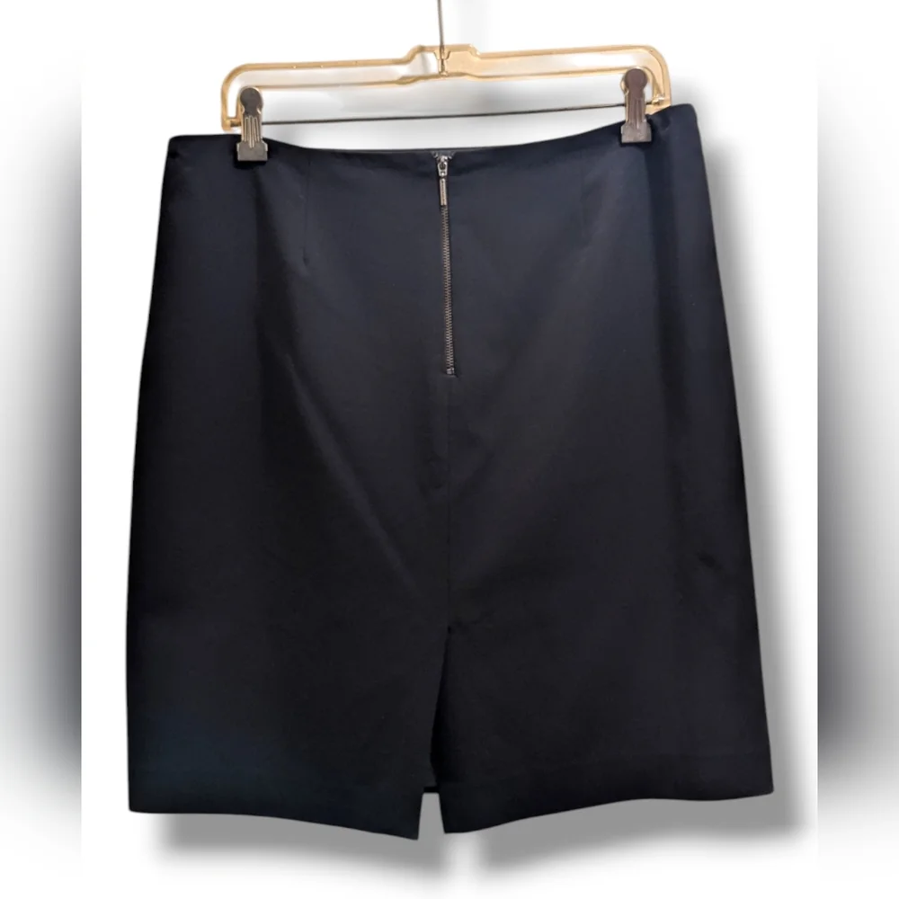 Anne Klein Work Professional Black Knee Length Skirt with Back Slit - 12 - Picture 3 of 13